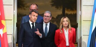 Macron y Starmer impulsan en París una misión internacional para asegurar el estrecho de Ormuz cuando cesen las hostilidades | Internacional