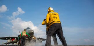 Última hora de la guerra de Estados Unidos e Israel contra Irán, en directo | Rescatado uno de los militares del caza estadounidense derribado en Irán, según varios medios | Internacional