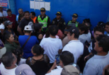 Presidenciales en Perú: una caótica jornada obliga a extender el proceso electoral hasta el lunes