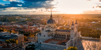 Opus Dei: España bajo la influencia del movimiento católico ultraconservador