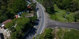 Abinader inaugura carretera Cruce de Pedregal-La Guázuma en Sajoma para continuar producción, turismo y la calidad de vida en la sierra