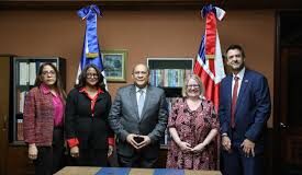MESCyT y Reino Unido consolidan alianza para formar profesionales mediante el Programa de Becas Chevening