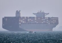 Última hora de la guerra de Estados Unidos e Israel contra Irán, en directo | El intercambio de ataques de EE UU e Irán pone en peligro la tregua