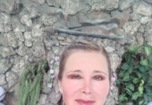Nora Alarcon, une la poesía, la música y la preservación de las lenguas originarias