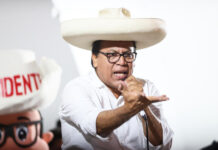 Roberto Sánchez, el heredero del sombrero que quiere terminar lo que Castillo no pudo