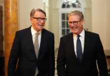 Los nuevos documentos sobre Mandelson, caído por el ‘caso Epstein’, revelan comentarios despectivos hacia Starmer | Internacional