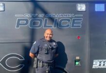 Las revisiones más estrictas de Trump dejan a departamentos de policía sin agentes ‘dreamers’