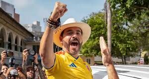 COLOMBIA: EL DIA QUE EL «OUTSIDER» ROMPIÓ EL TABLERO
