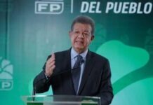Leonel Fernández arremete contra el Plan Anticrisis y exige su retiro en nueva edición de La Voz del Pueblo
