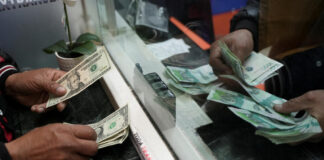 En América Latina, el "50% más pobre paga más impuestos que el 1% más rico"