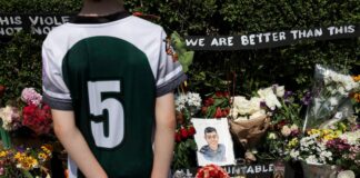El FBI dejará de investigar los casos de muertes que involucran a agentes del ICE | Inmigración en Estados Unidos