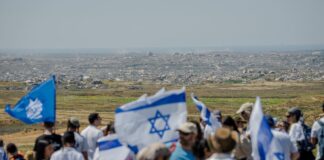 Grupos de colonos israelíes marchan hacia Gaza para reclamar el restablecimiento de asentamientos en la Franja | Internacional