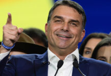 Quién es Flávio Bolsonaro, el nuevo líder de la derecha brasileña