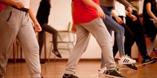 Las clases de salsa reducen los síntomas depresivos en jóvenes adultos, según un estudio