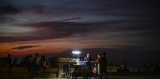 A cinco años de las protestas antigubernamentales, EE. UU. mantiene la presión sobre una Cuba a oscuras