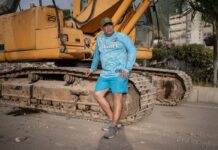 1.200 dólares al día: el precio de una máquina para sacar a los tuyos de los escombros