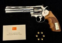 Los líderes de la OTAN no saben qué hacer con el regalo de Erdogan: un revólver con sus balas