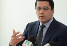 David Collado lidera carrera presidencial; el PRM aventaja a los parrtidos de oposicin – El Diario Universal