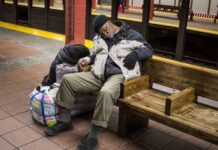 CERCA DE 5 MIL «SIN TECHO» DUERMEN EN LAS CALLES DE NUEVA YORK