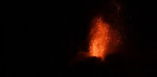 Al menos 1.700 evacuados en Guatemala por erupción explosiva del volcán de Fuego