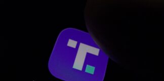 La nueva fórmula de Trump para rentabilizar la presidencia: Truth Social ofrecerá antes sus mensajes por 100.000 dólares al mes