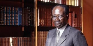 Léopold Sédar Senghor: Poeta, Político y Defensor de la Negritud en la Historia de Senegal