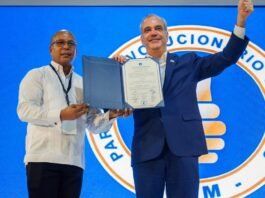 ABINADER ASUME PRESIDENCIA DEL PRM